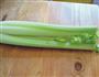 西芹炒百合的做法图解1
