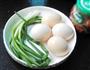 泡菜鸡蛋卷的做法图解1