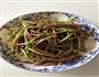腊肉炒泥蒿的做法图解2