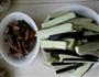 浓郁江西风味的鱼香茄子煲-熏腊鱼是特色的做法图解3