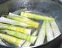 蚝油焖笋尖的做法图解2