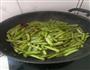 四季豆蒸面的做法图解2