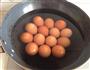 印花茶叶蛋的做法步骤1