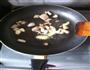 土豆焖面的做法图解2