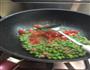 豌豆米肉沫的做法图解3