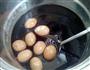 卤蛋的做法图解4
