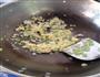 宝宝食谱黄瓜鸡蛋炒饭的做法图解3