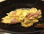 午餐肉炒鸡蛋的做法图解5