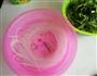 菠菜炖粉条的做法图解1