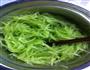 凉拌莴苣的做法图解1