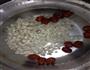 红枣薏米燕麦粥的做法图解2