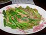 芦笋炒肉的做法图解1