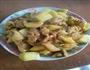 土豆块炖鸡腿的做法图解2