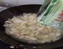 肘子肉炖白菜土豆的做法图解6