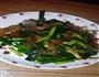 大蒜炒腊肉的做法图解1