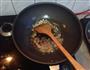圆白菜炒尖椒牛肉片的做法图解4