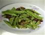腊肠丁炒四季豆的做法图解3