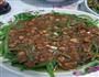 肉末茼蒿的做法图解1