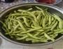 豆角炖猪头肉的做法图解1