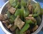 菜椒炒肉片的做法图解1