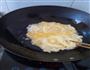 鸡蛋炒洋葱的做法图解3