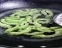 苦瓜炒鸡蛋的做法图解4