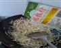 豆芽炒韭菜的做法图解5
