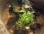 花生香菇木耳炖猪手，满满都是胶原蛋白的做法图解1