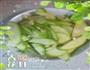云南小瓜炒肉片的做法图解2