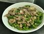 杏鲍菇青椒肉片的做法图解2