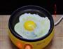 酱油煎蛋的做法图解3