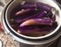 凉拌茄子的做法图解1
