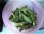 豆角炖肉的做法图解1