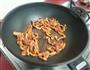 蕨菜小炒肉的做法图解3