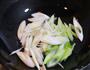 农家葱爆豆腐的做法图解6