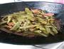 家常版肉片焖扁豆的做法图解9