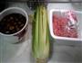 芹菜香菇猪肉水饺的做法图解2
