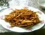 黄花菜炒肉的做法图解1