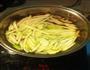瑶柱节瓜肉片粉丝煲的做法图解5