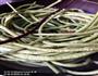 晾晒长豇豆的做法图解3