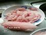 鲢鱼鱼片的做法图解1