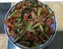 芹菜蒜肉炒香干豆腐丝的做法图解4