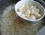 乐乐自家菜-银耳百合羹的做法图解2