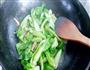 香菇炒青菜的做法图解3