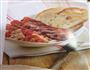 培根、番茄、大豆、面包拼盘的做法图解1