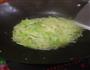 包菜土豆的做法图解3