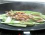 丝瓜炒肉片的做法图解4