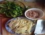 青椒肉丝炒饼的做法图解1