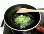生菜薏仁脆片鸡松的做法图解5