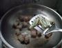 冻豆腐烧肉的做法图解5